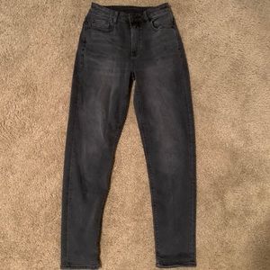 American Eagle Mom Jeans